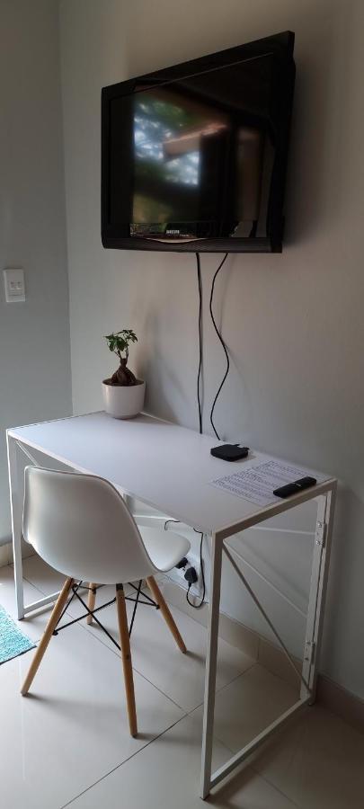 Atterbury Self Catering Studios Pretoria-Noord Exteriör bild