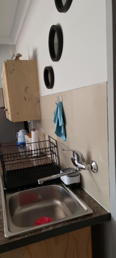 Atterbury Self Catering Studios Pretoria-Noord Exteriör bild