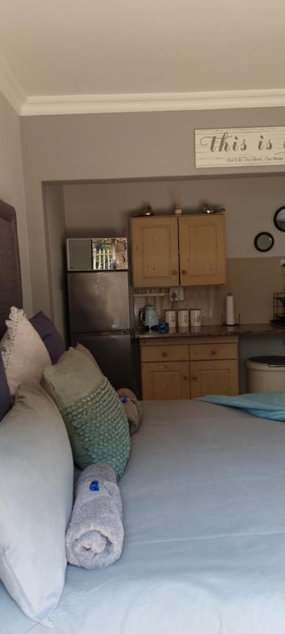 Atterbury Self Catering Studios Pretoria-Noord Exteriör bild