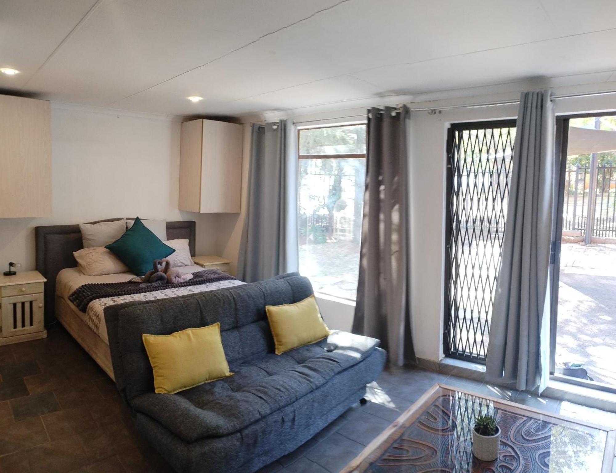 Atterbury Self Catering Studios Pretoria-Noord Exteriör bild